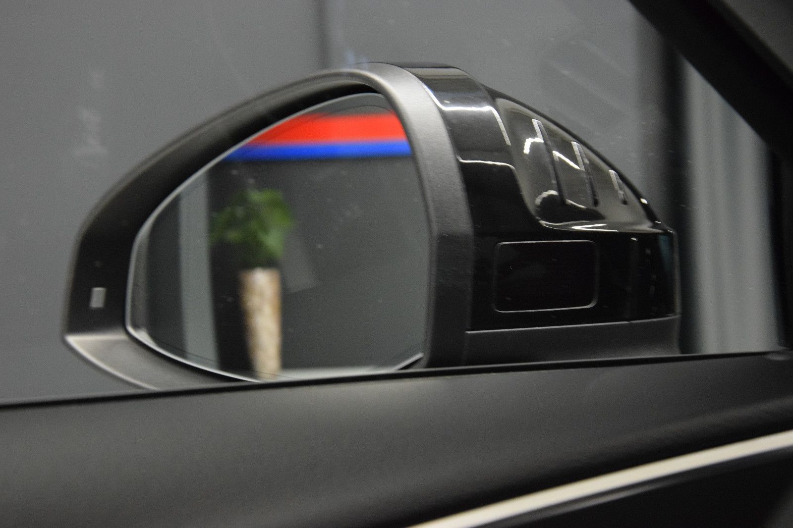 Fahrzeugabbildung Audi A4 Avant 40 TDI quattro B&O HuD Sitzbelü. ACC