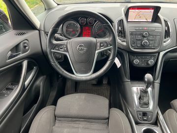 Opel Zafira - 10