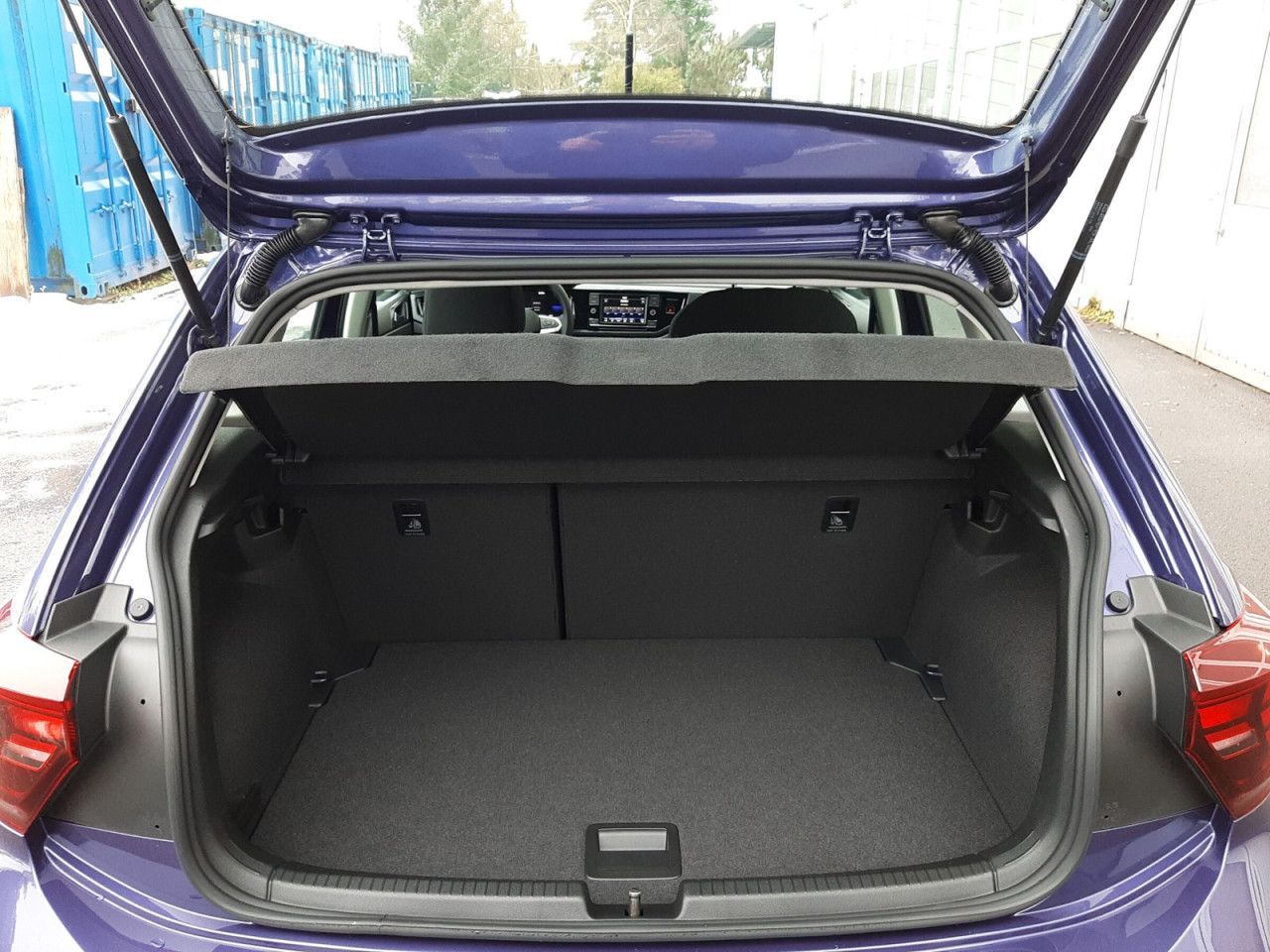 Fahrzeugabbildung Volkswagen Polo Life 1.0 BT070 TSID7F, DSG, Rückfahr