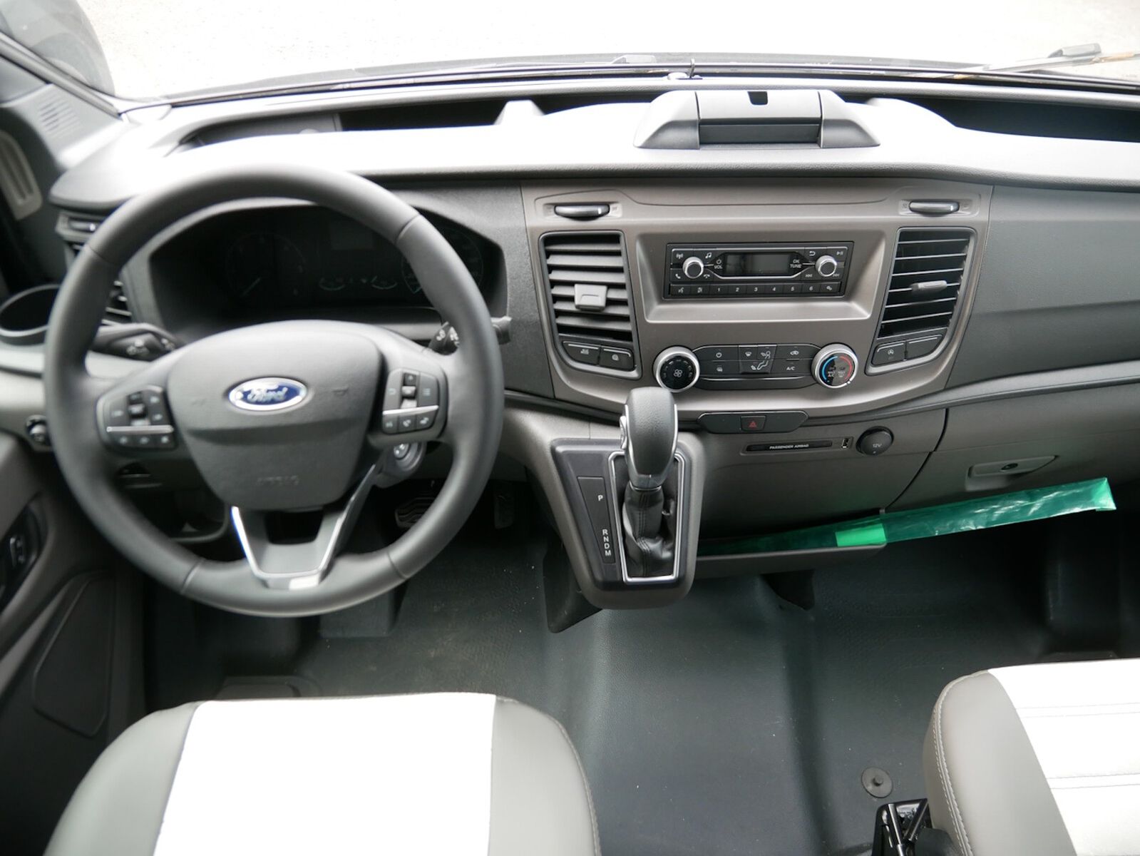 Fahrzeugabbildung Sunlight Adventure T Ford 680 9.412 Sondernachlass