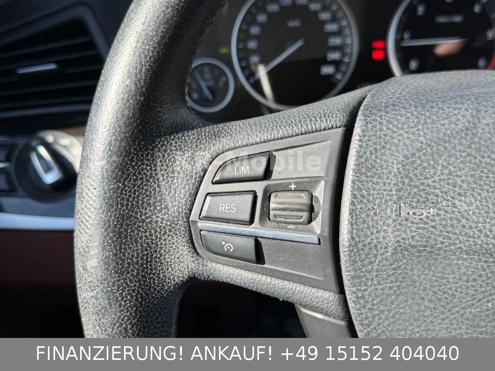 BMW 520 2011 — photo 40