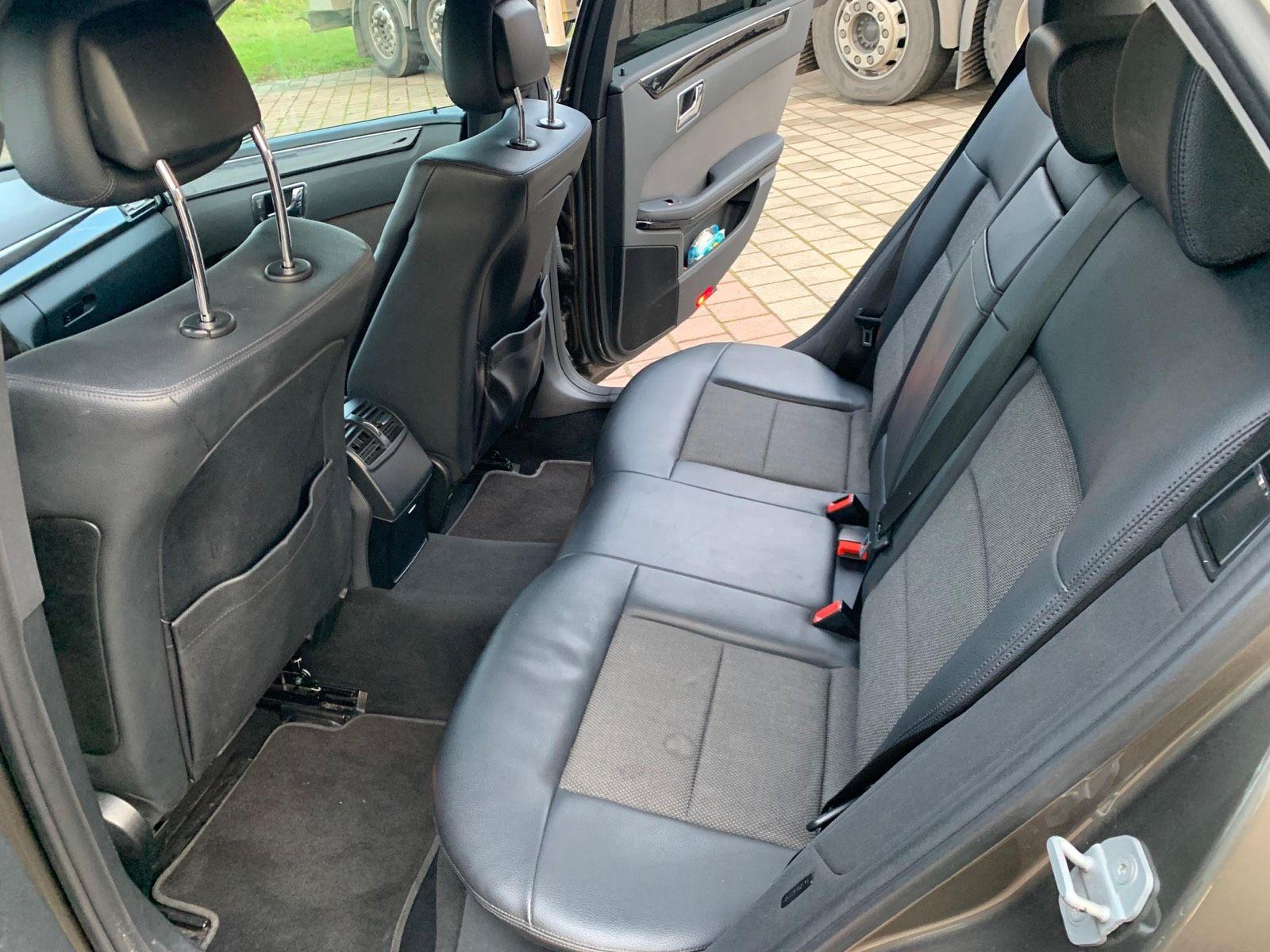 Mercedes-Benz E220 2010 — photo 7