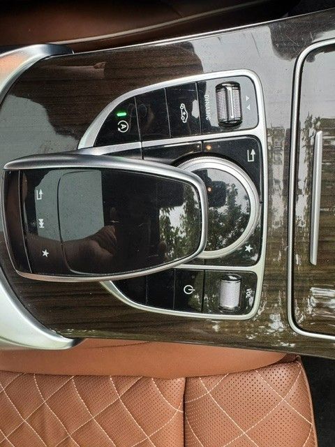 Fahrzeugabbildung Mercedes-Benz C 250  DESIGNO BlueTec / d 4Matic PANO LED LEDER