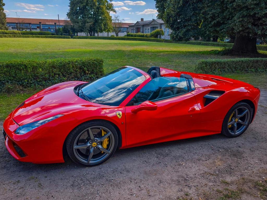 Ferrari 488 Spider
