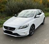 Volvo V40 T3 Kinetic R-Design - sehr gepflegt  - Volvo V40 Limousine R design mit Benzin-Antrieb