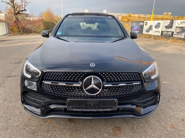 Mercedes-Benz GLC 300 d,AMG Line,Dist,Amb,Kam,Pan,Standheizung