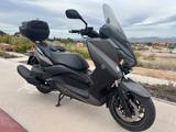 Yamaha XMAX 400 - YAMAHA ROLLER 400