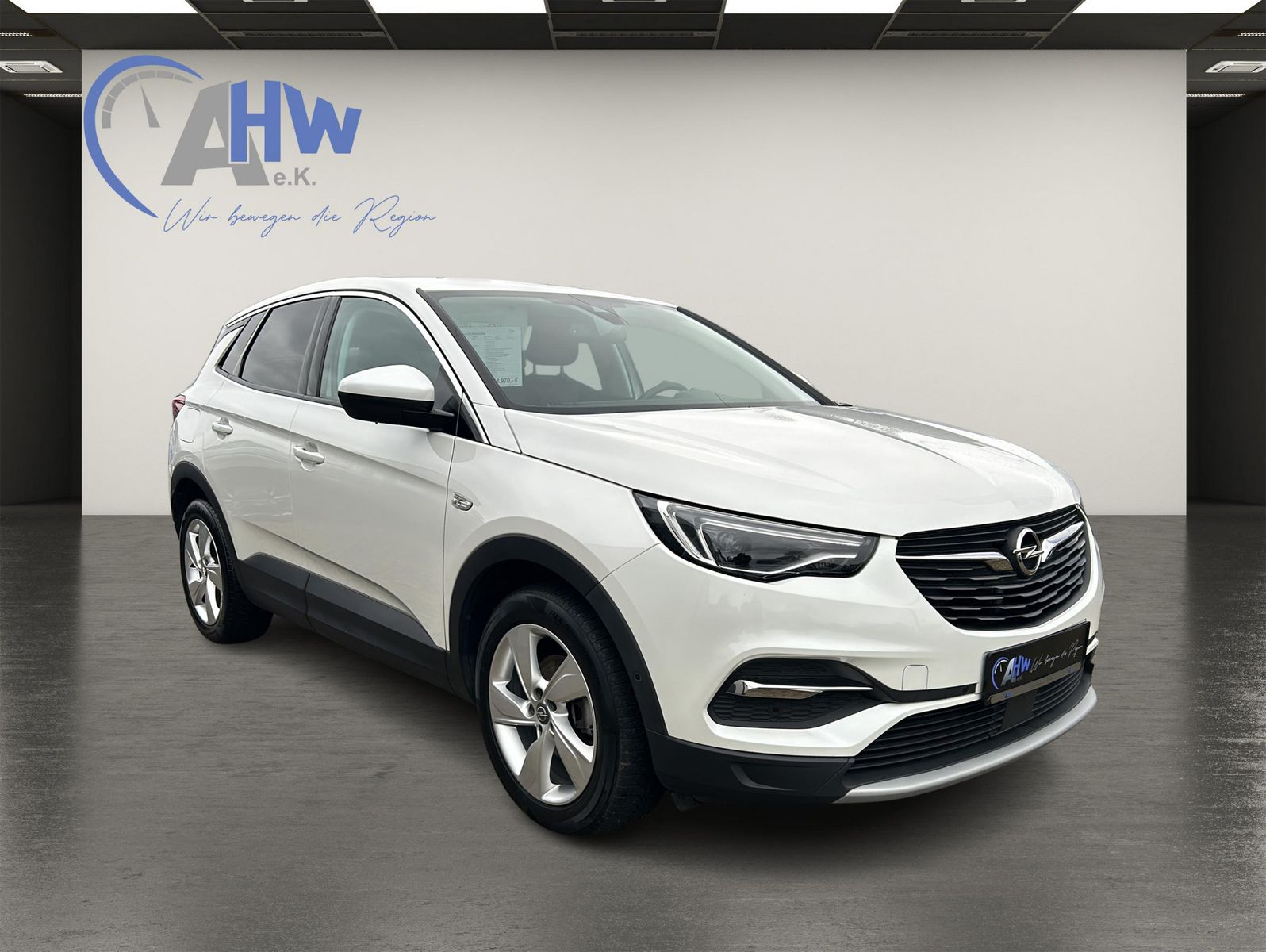 Fahrzeugabbildung Opel Grandland X 1,6 Innovation