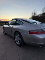 Porsche 911 Carrera, im Originalzustand - Porsche aus 2000: 911
