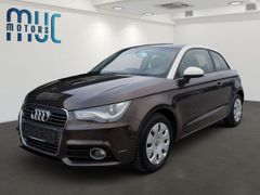 AUDI A1 1.6 TDI attraction Xenon