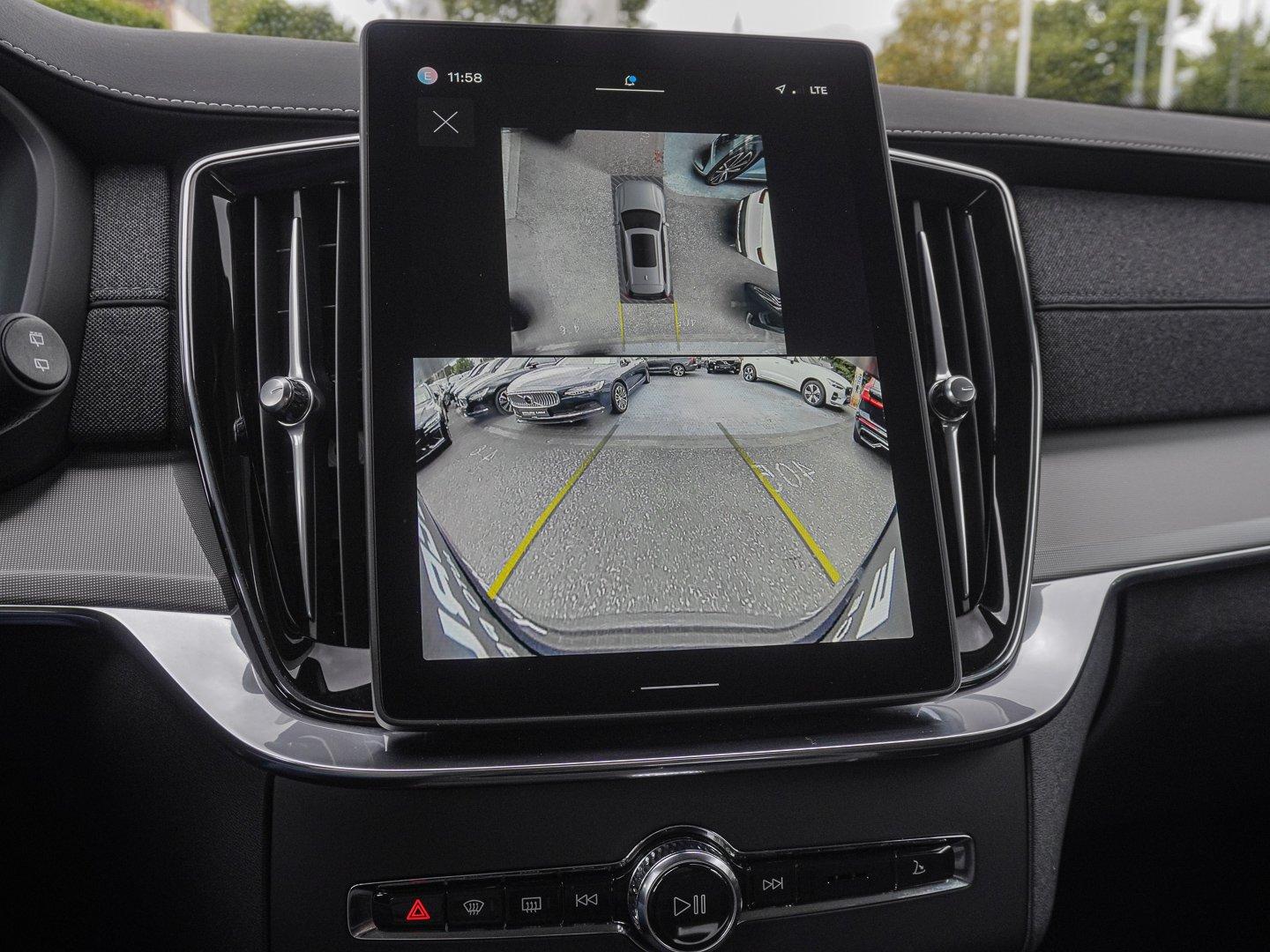 Volvo XC90 B5 B AWD Core Bright 7-SITZER 360° H&K PILO