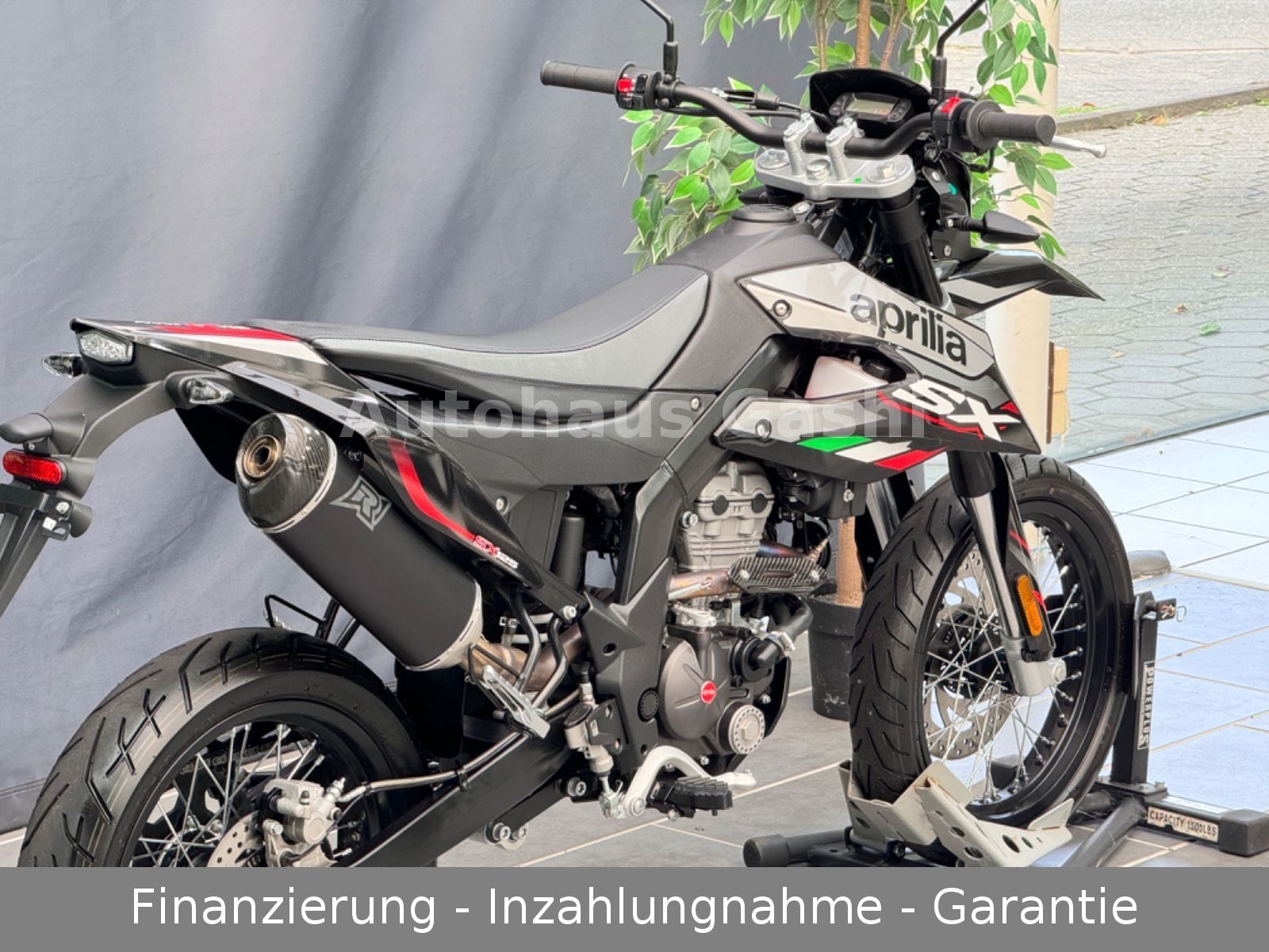 Fahrzeugabbildung Aprilia SX 125*1-Hand* Neuwertig*800 KM