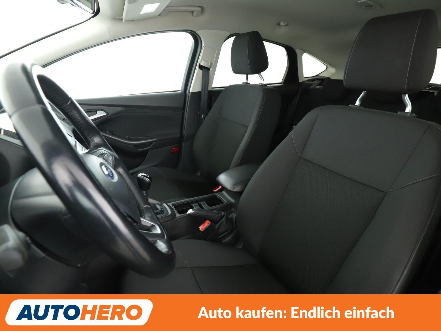 Ford Focus 1.0 EcoBoost Cool&Connect *NAVI*TEMPO*PDC*