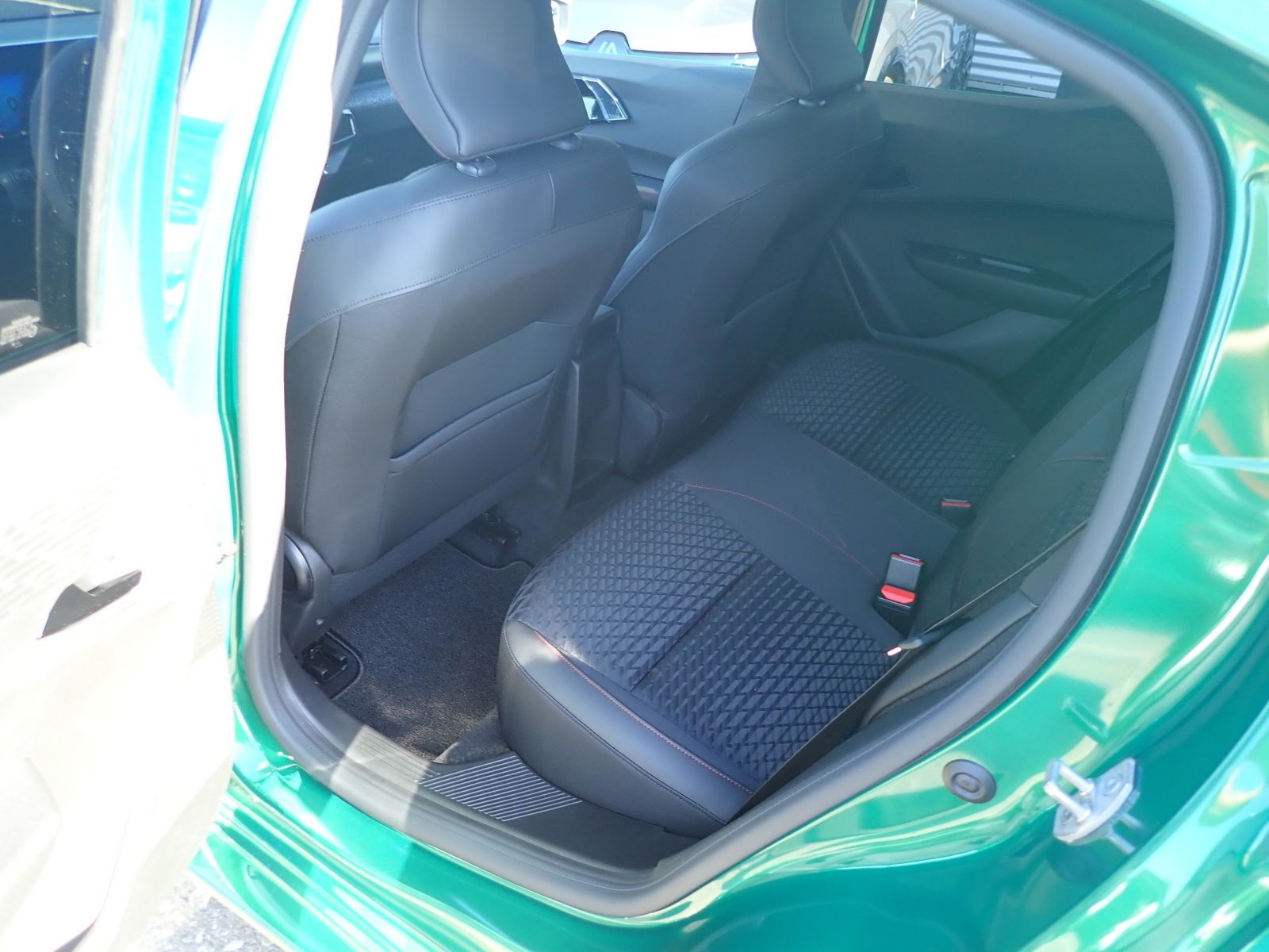 Fahrzeugabbildung Renault Clio Techno TCe 115
