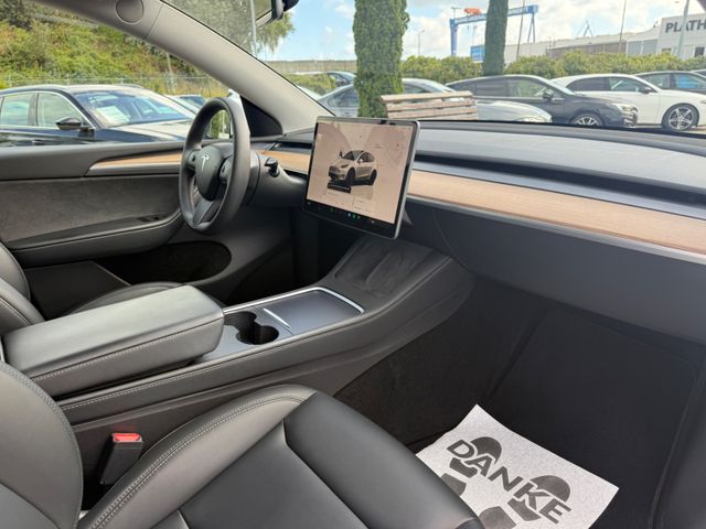 Tesla Model Y Performance Dual AWD