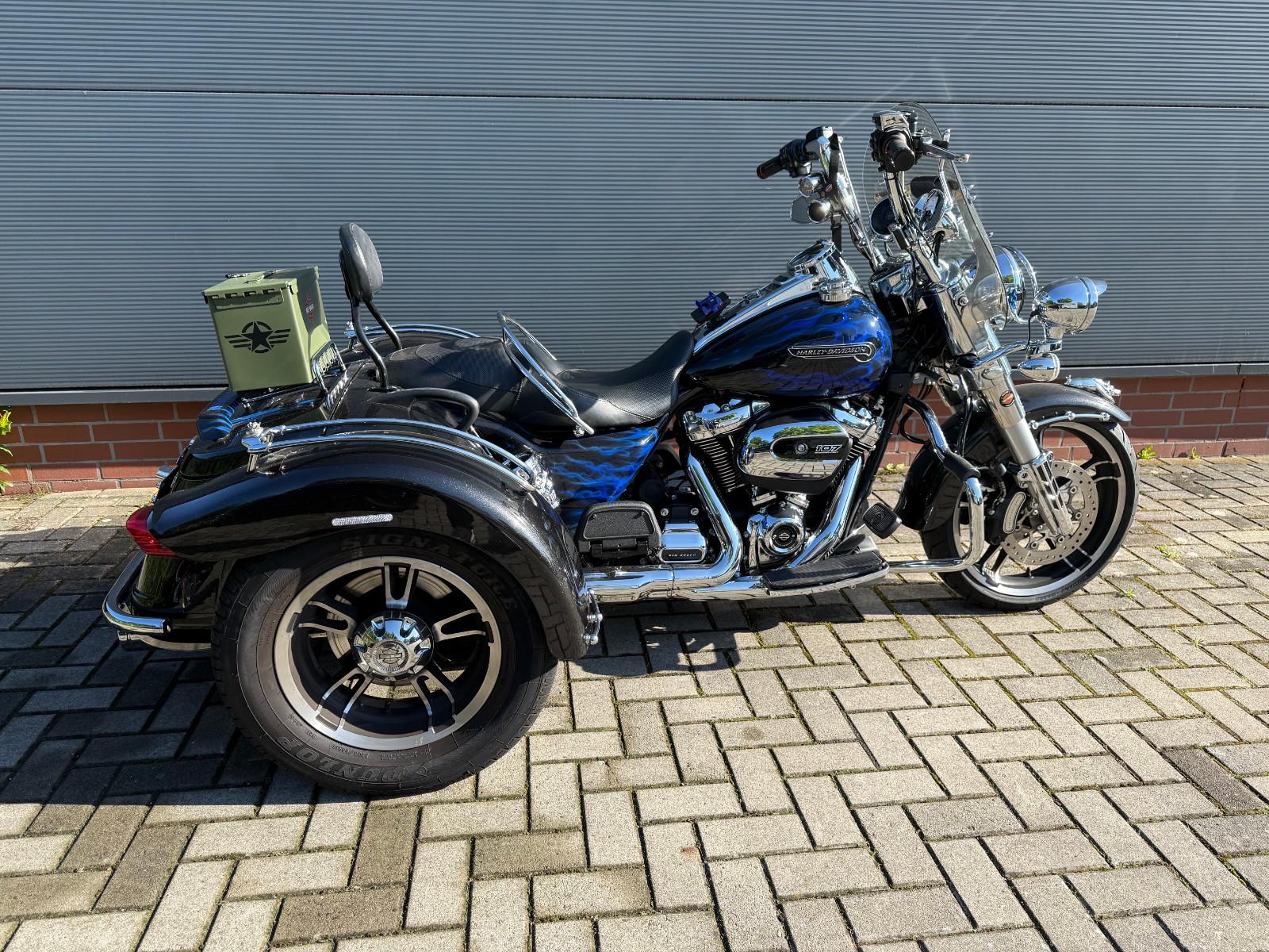 Harley-Davidson Freewheeler ABS 1-Hand KessTech  5HD
