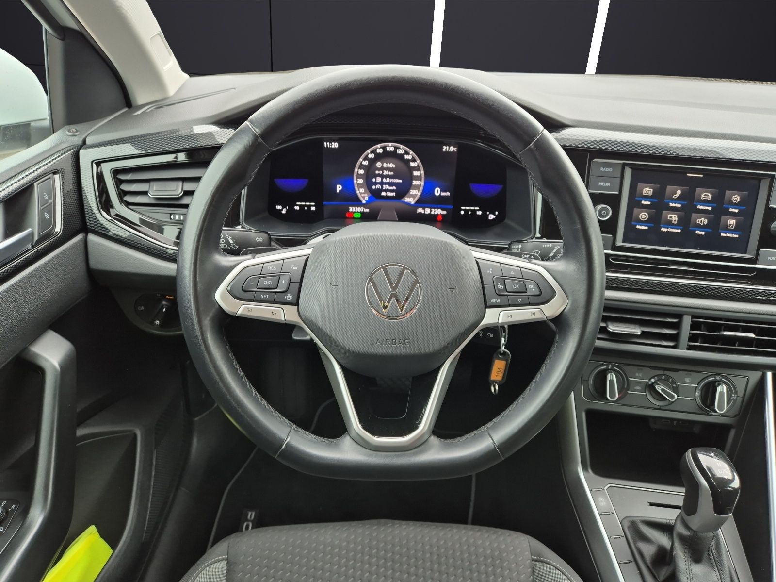 Fahrzeugabbildung Volkswagen Polo TSI DSG LED Klima AID DAB PDC SH