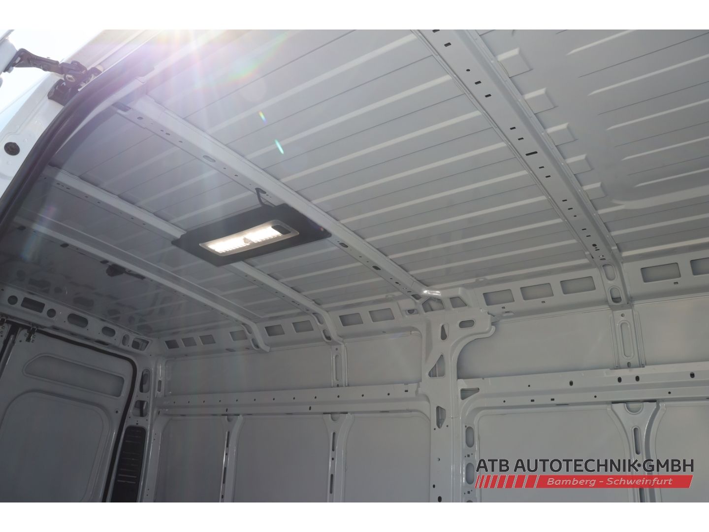 Fahrzeugabbildung Fiat Ducato Serie 2 MY26 KaWa L3H2 3,5T Diesel 140 AT