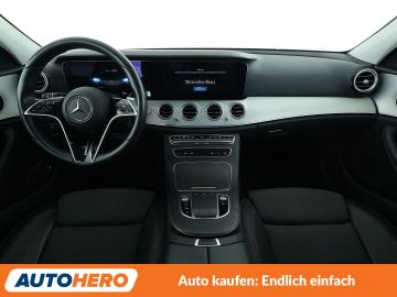 Mercedes E 200 - 12