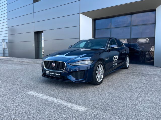 JAGUAR XE
