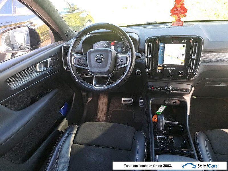 Volvo XC 40 1.5 T4 PHEV R-Design Pano Harman LED Virt imagem 3