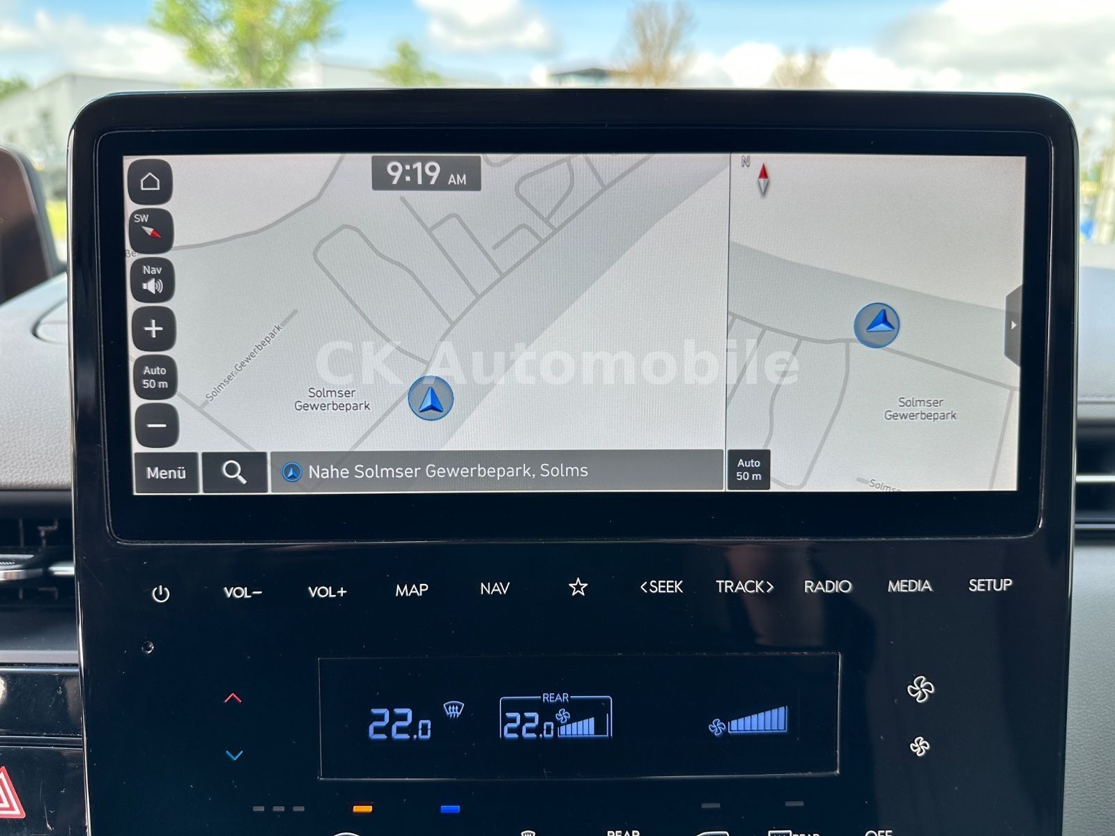 Fahrzeugabbildung Hyundai Staria Premium Signature 4WD/7Sitze/Navi/ACC/AHK