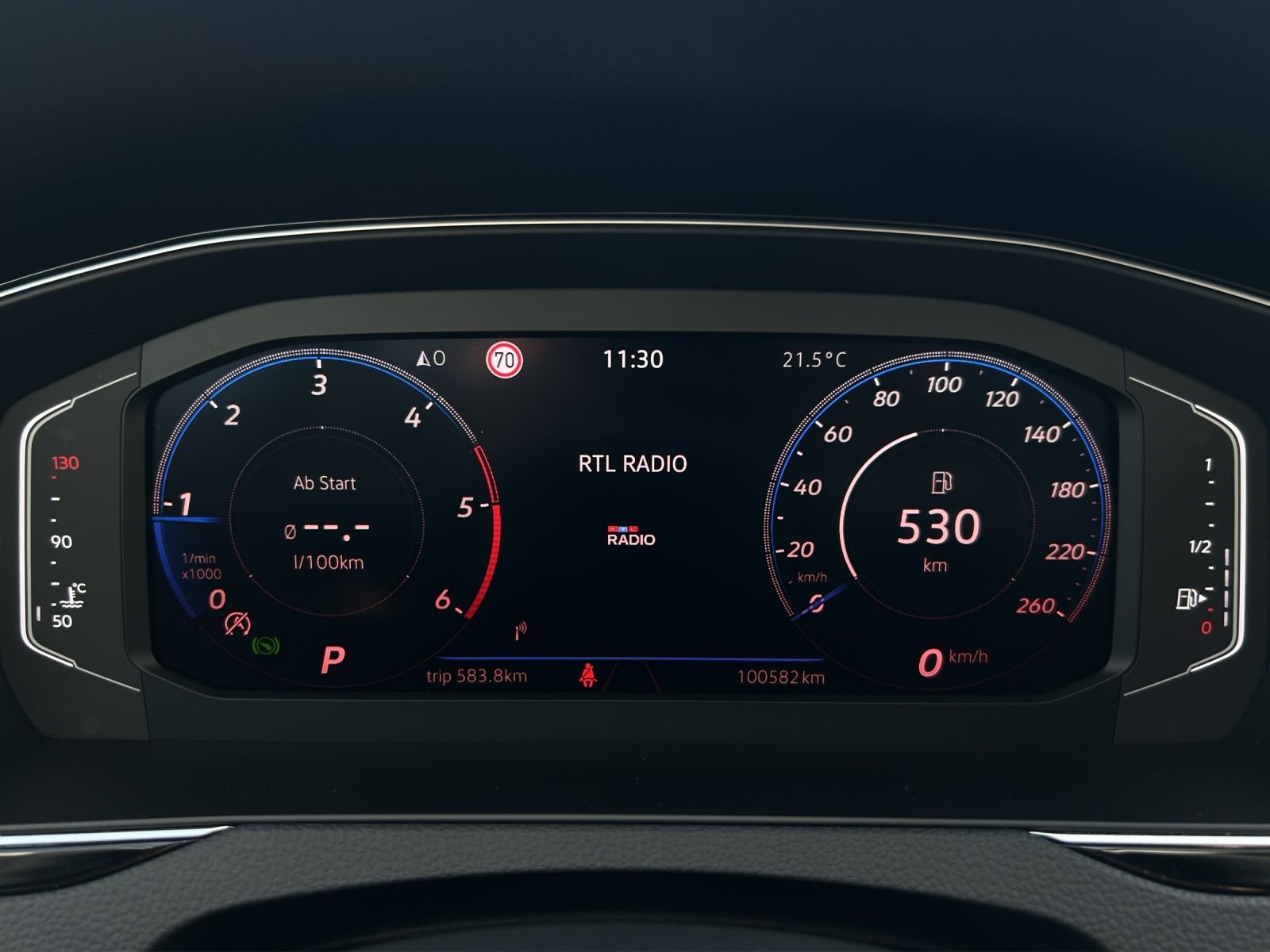 Fahrzeugabbildung Volkswagen Passat Variant TDI Business Matrix Navi ACC AID