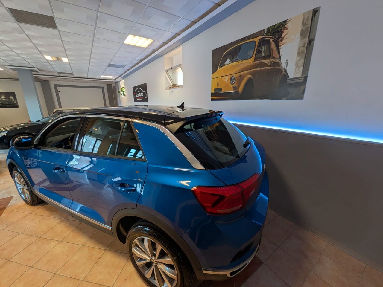 Volkswagen T-Roc 1.6 TDI SCR Business BlueMotion imagem 3