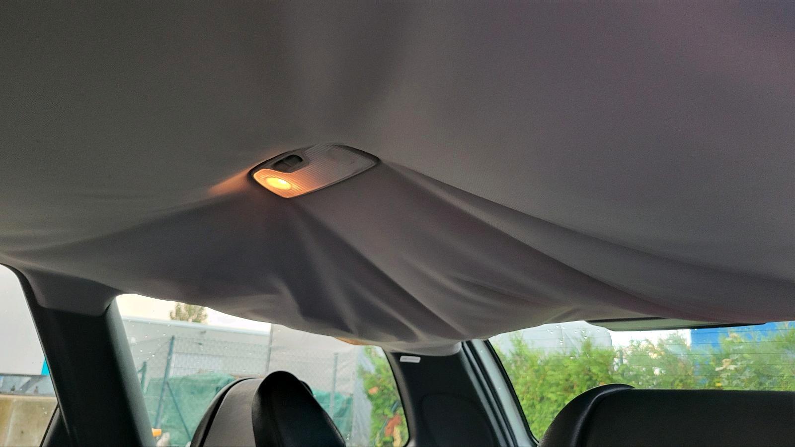 Volvo V40 2004 — photo 12