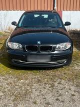 BMW 1er E87 5 Türig 116d 8fach bereift - BMW aus 2009: 5er
