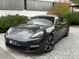 Porsche Turbo Vollausstattung PCCB Burmester  - Porsche Panamera aus 2011: Turbo