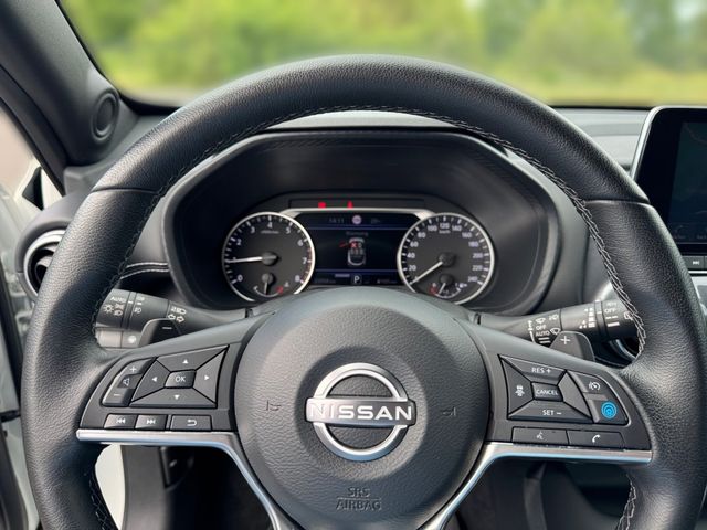 Nissan Juke 1.0 DIG-T 7AT N-Connecta