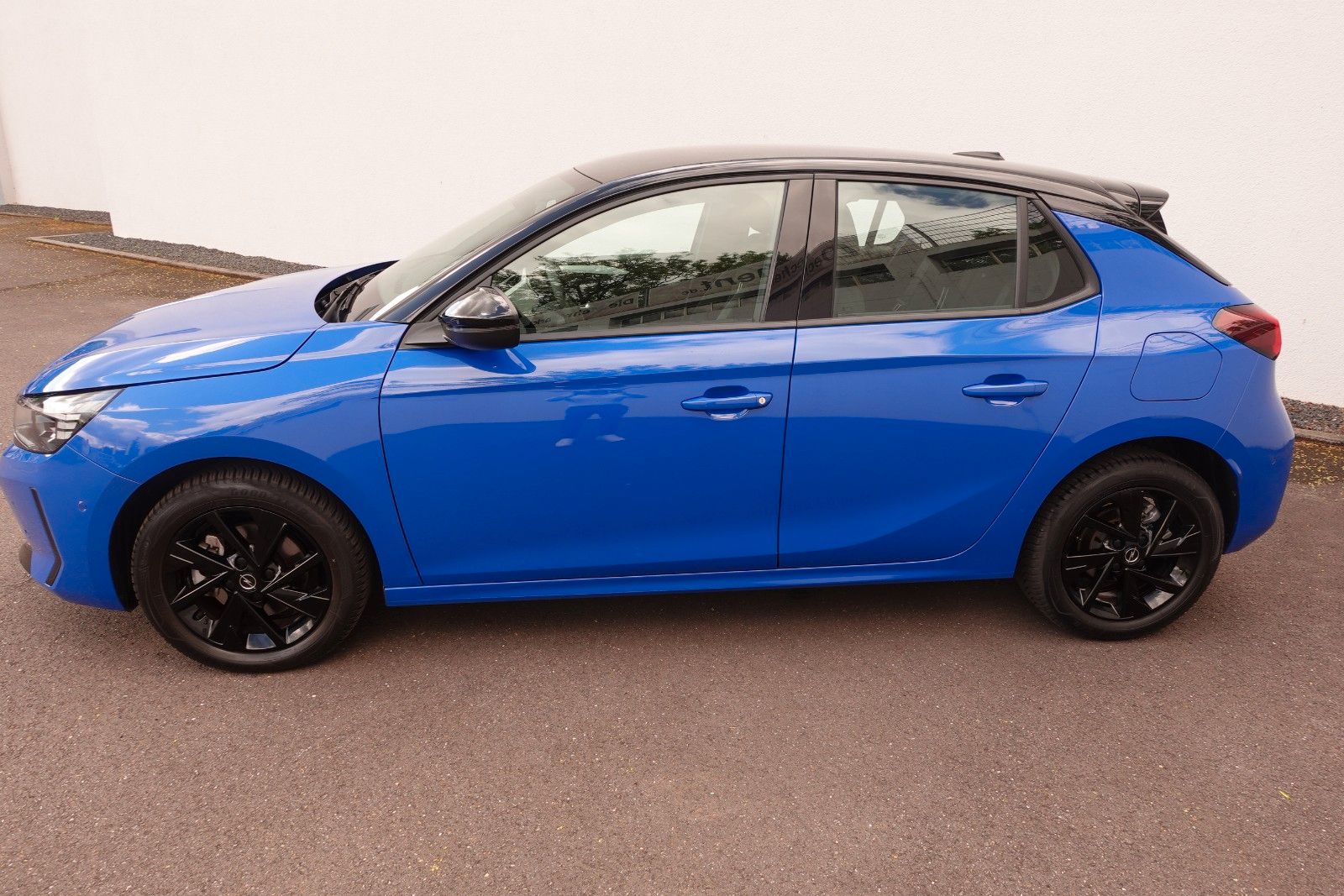 Fahrzeugabbildung Opel Corsa GS 1.2T,MatrixLED,Kamera,Sitzhzg,Allwetter
