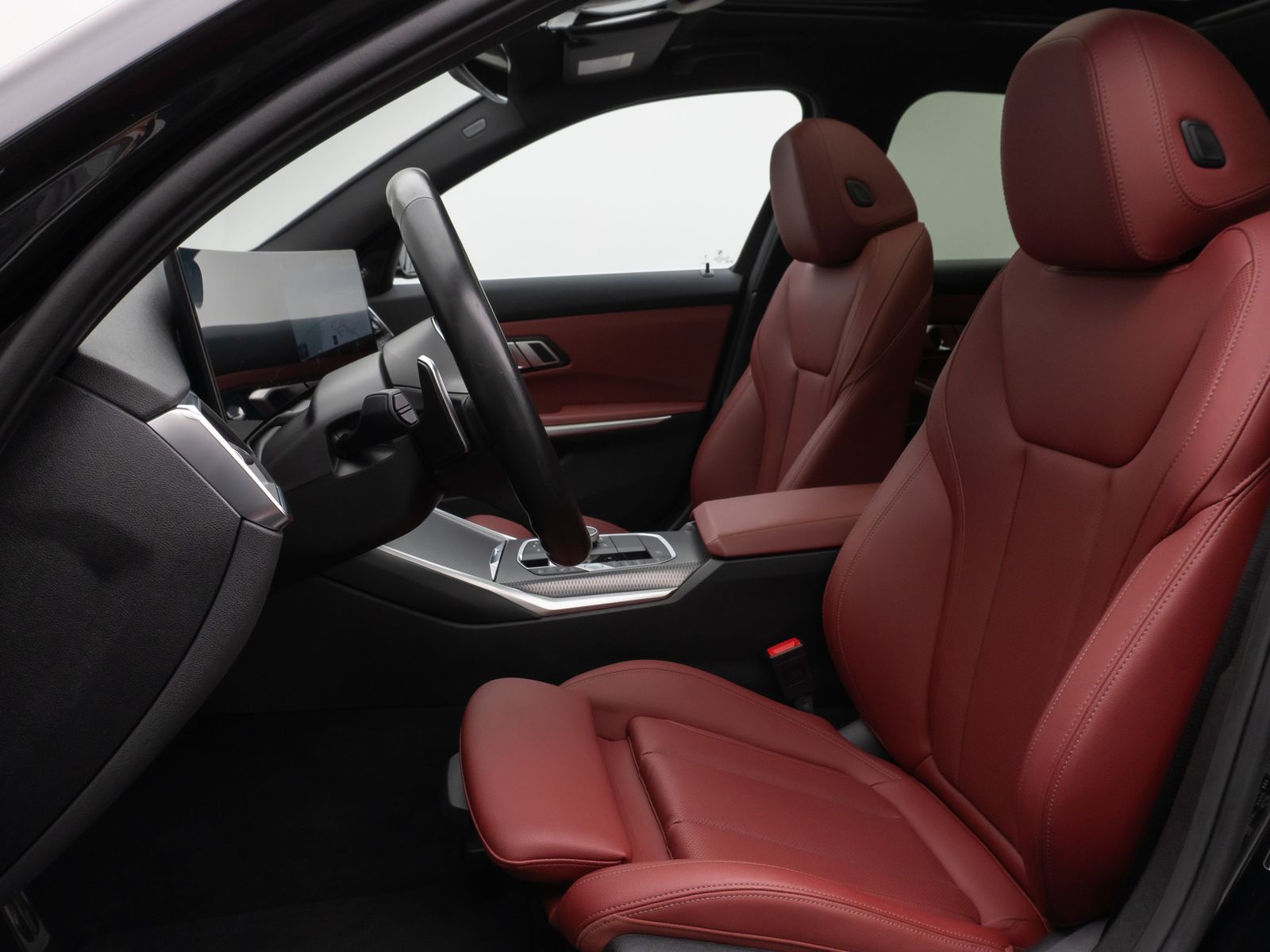 Fahrzeugabbildung BMW 330i M Sport Panorama Kamera DAB H/K DrivAssist