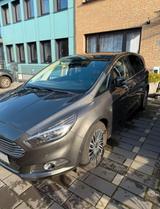 Ford S-Max 2,0 EcoBlue 140kW Titanium, 8-Fach bereift - Ford S-Max von privat