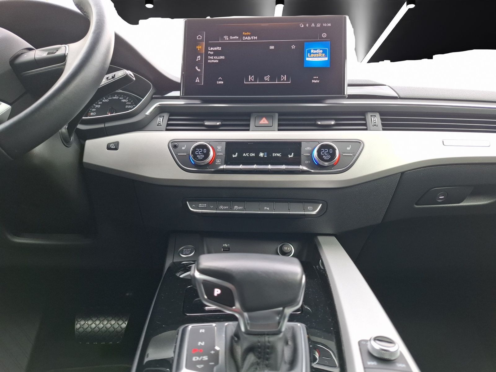 Fahrzeugabbildung Audi A4 Avant 40 TDI quattro S-tronic AHK Navi ACC PD