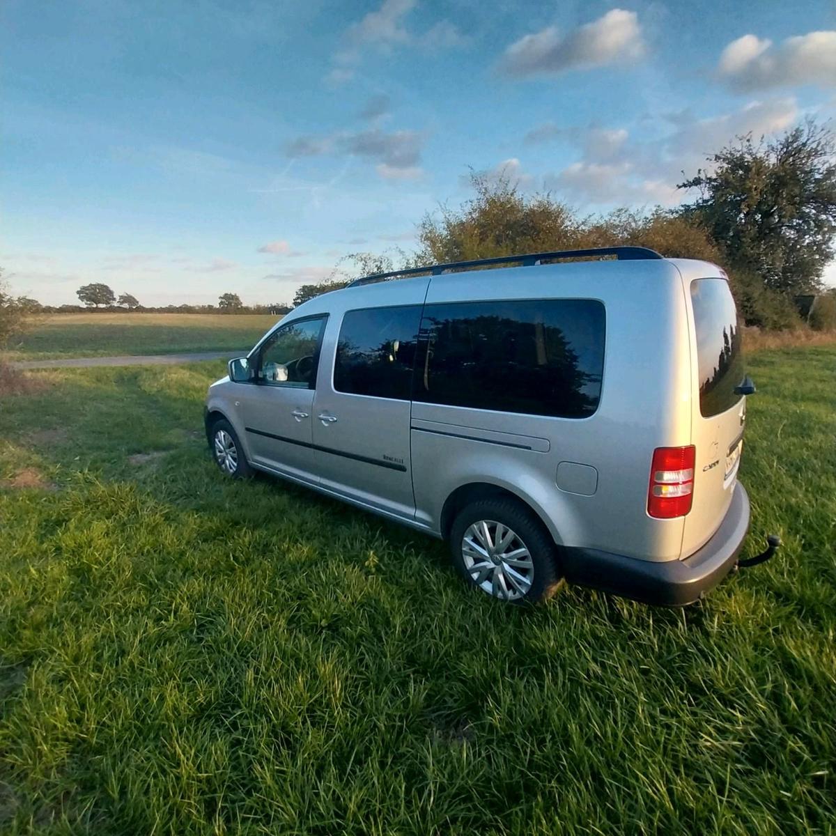 Volkswagen Caddy 2011 — photo 12