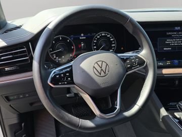 Volkswagen Touareg - 10