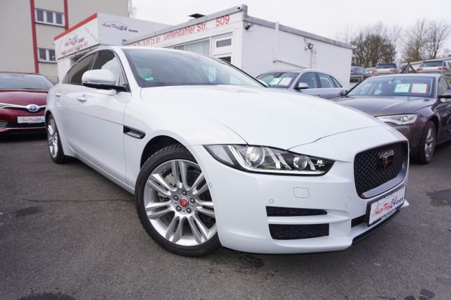 Jaguar XE 25T Portfolio *nur 8.300KM*1.Hand*TOP Ausst.