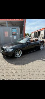 BMW 335i Cabrio DKG Mpaket vieles Neu Perf... - BMW 335 in Essen