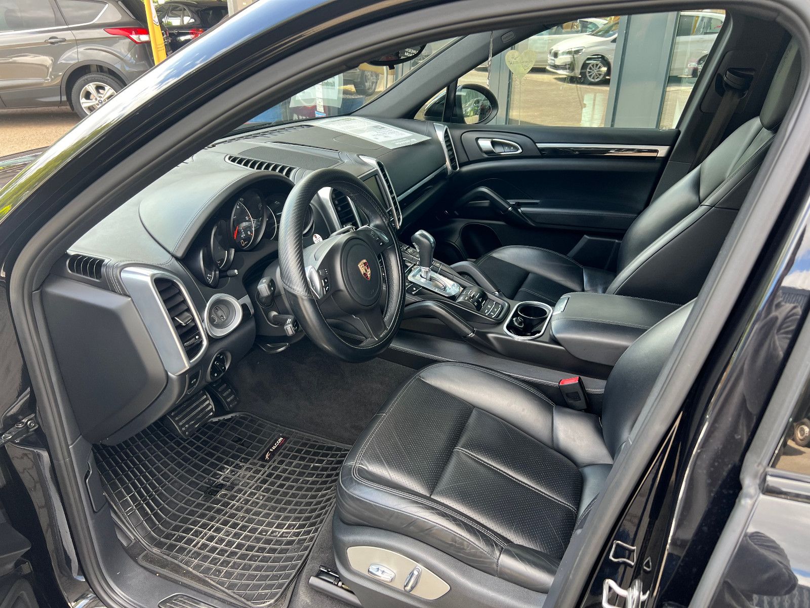 Fahrzeugabbildung Porsche Cayenne Sport Chrono Paket