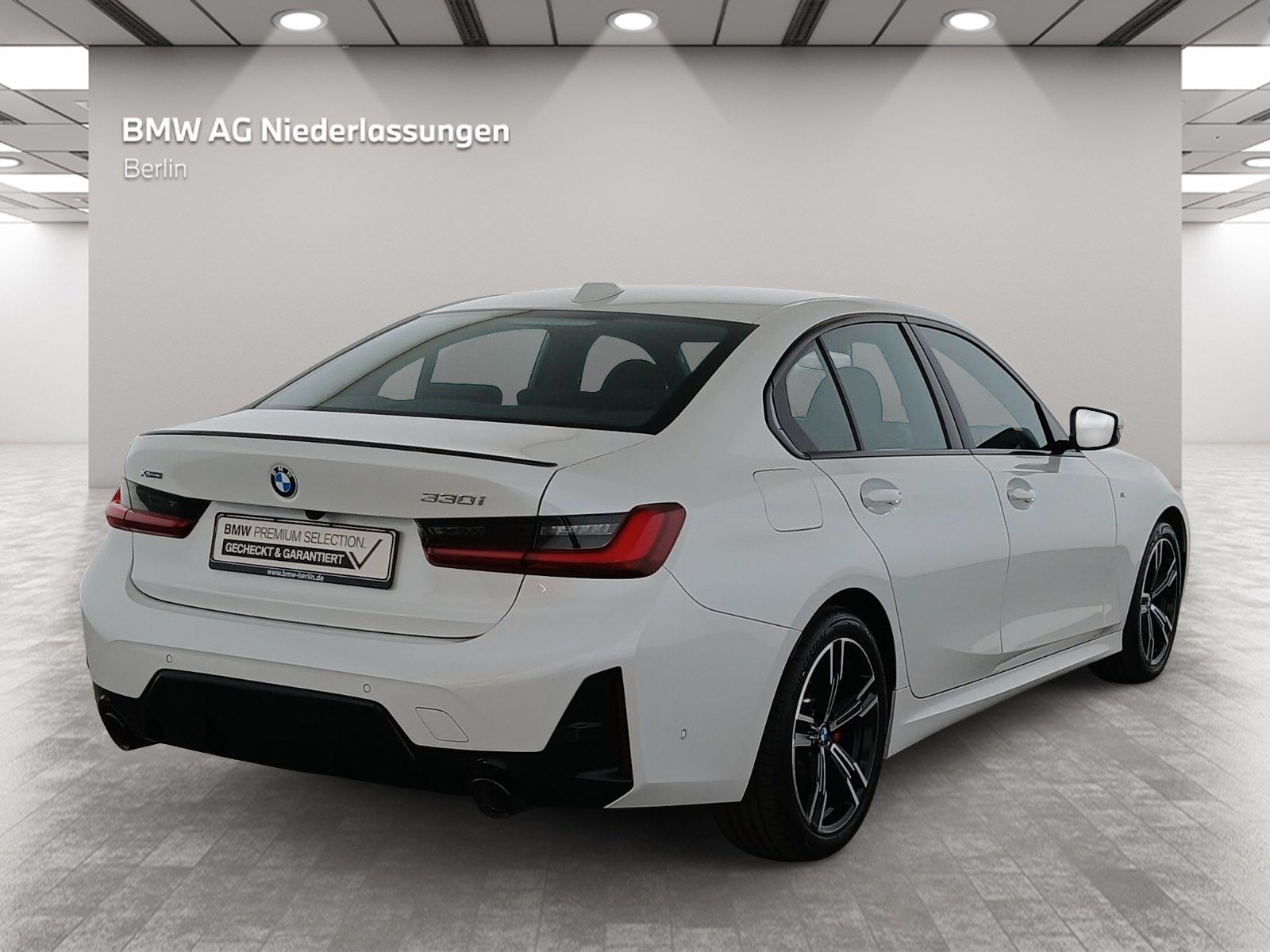 BMW 330 - Bild 3