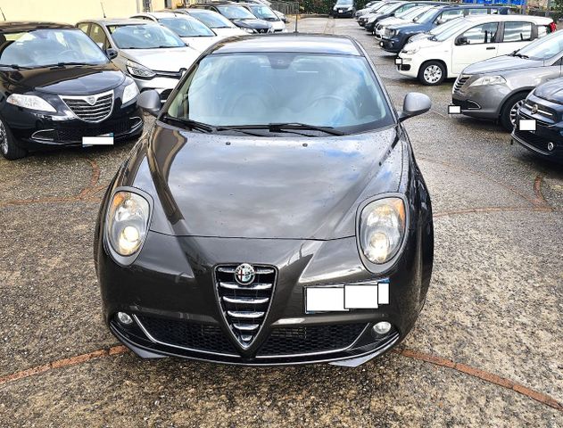 Alfa Romeo Alfa MiTo 1.3 JTDm Distinctive FULL PELLE NAVI