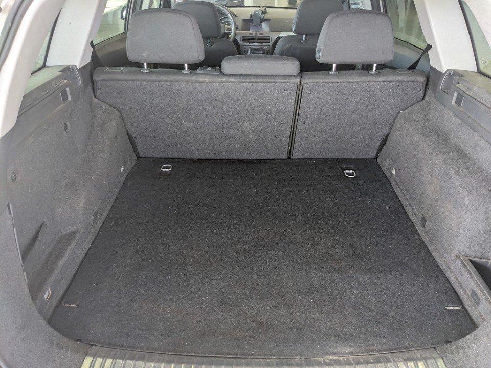 Opel Astra 2006 — photo 19