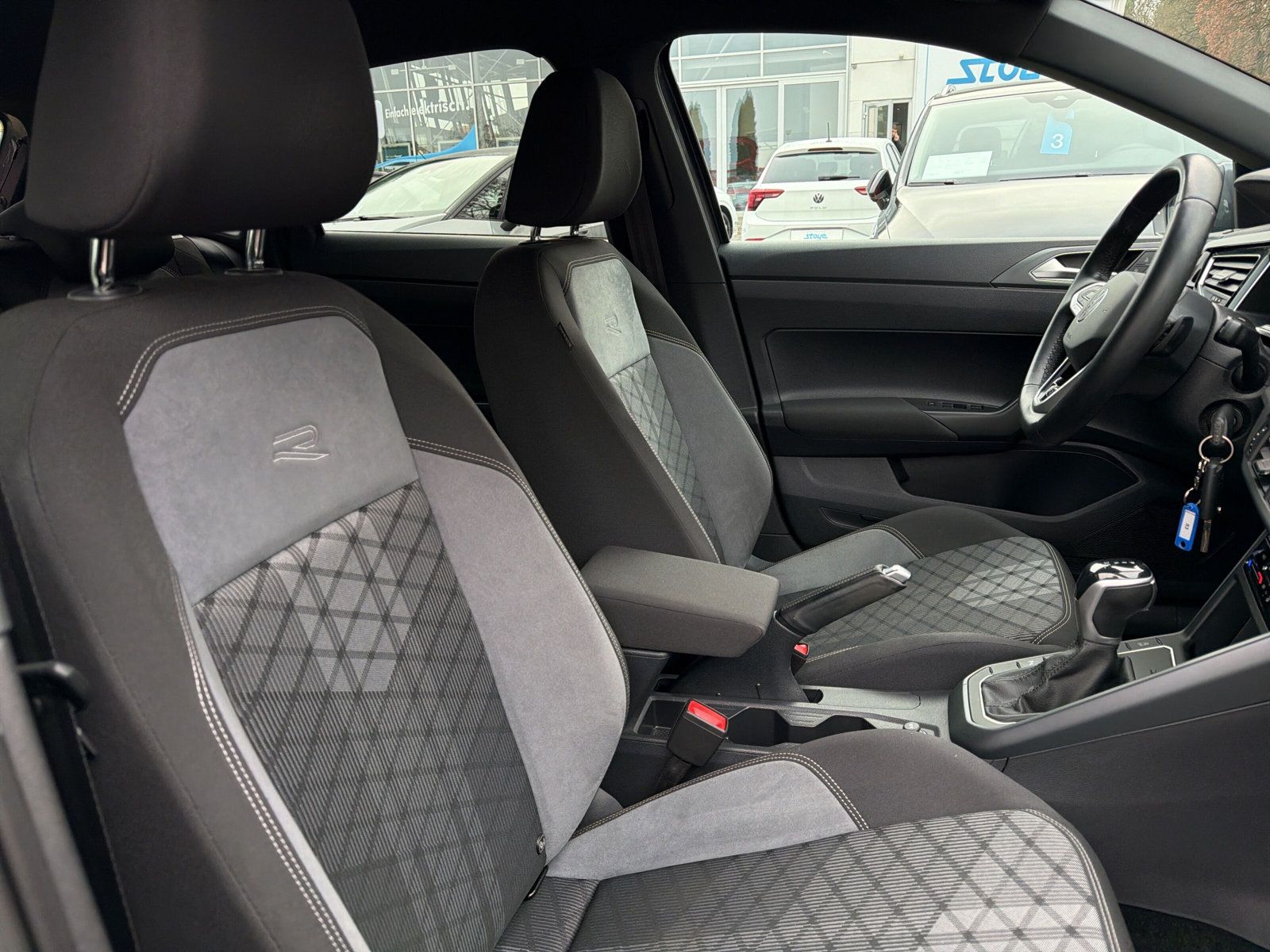 Polo R-Line TSi DSG Navi ACC Kamera