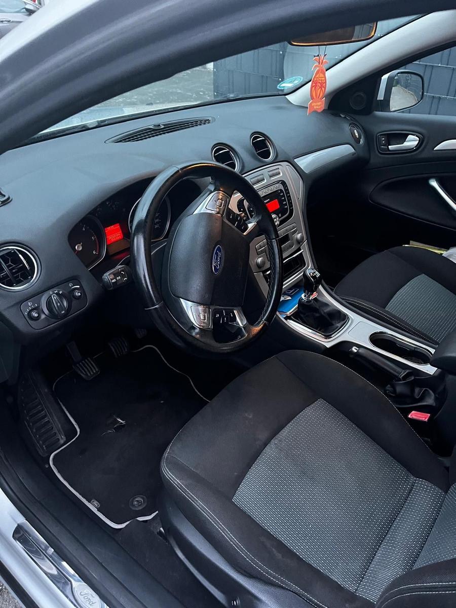 Ford Mondeo 2009 — photo 6