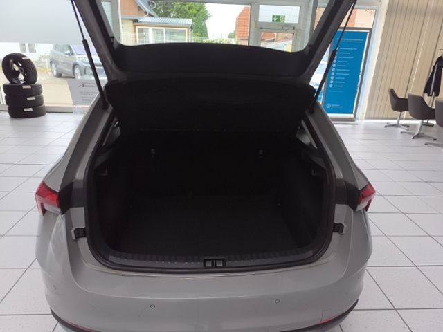 Fahrzeugabbildung SKODA Scala 1,0 TSI Essence Winter Paket LED