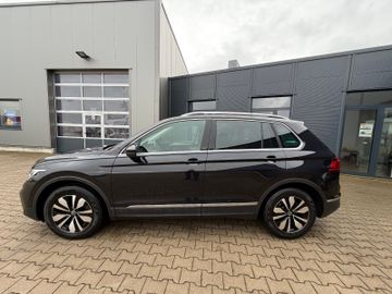 Volkswagen Tiguan - 3
