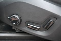 Fahrzeugabbildung Volvo XC 90 D5 Inscription *Pano*Stdhzg*B&W*360°*7Sitz