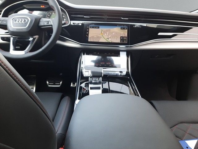 Fahrzeugabbildung Audi Q8 SUV S line TFSIe AHK PANO Laser 23" B&O HuD